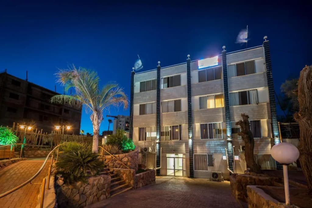 Hotel photo 1