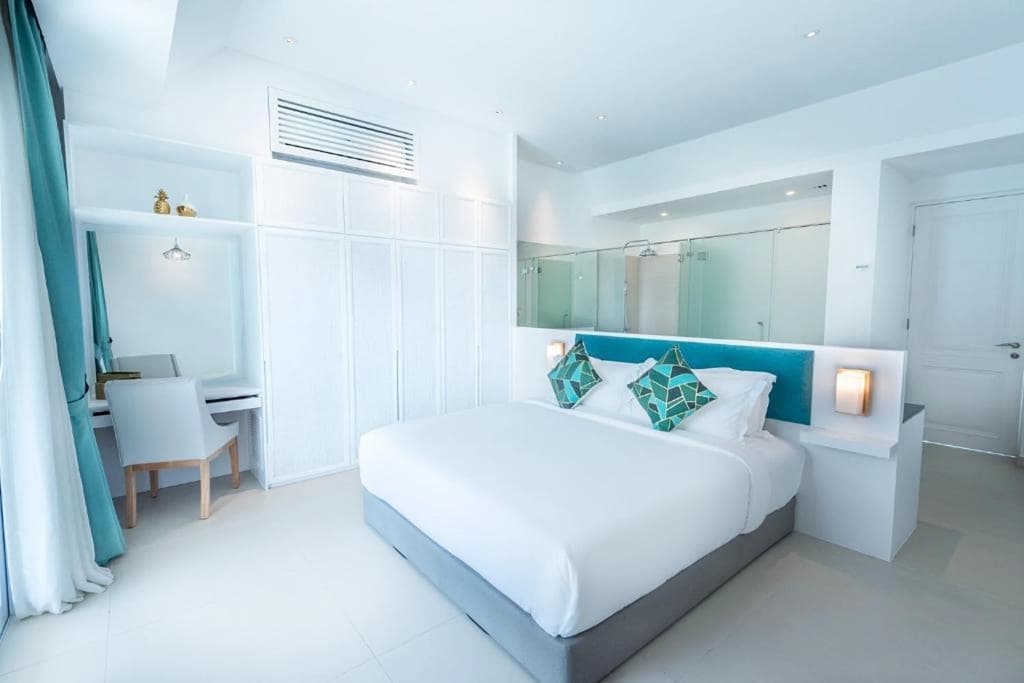Standard room with balcony