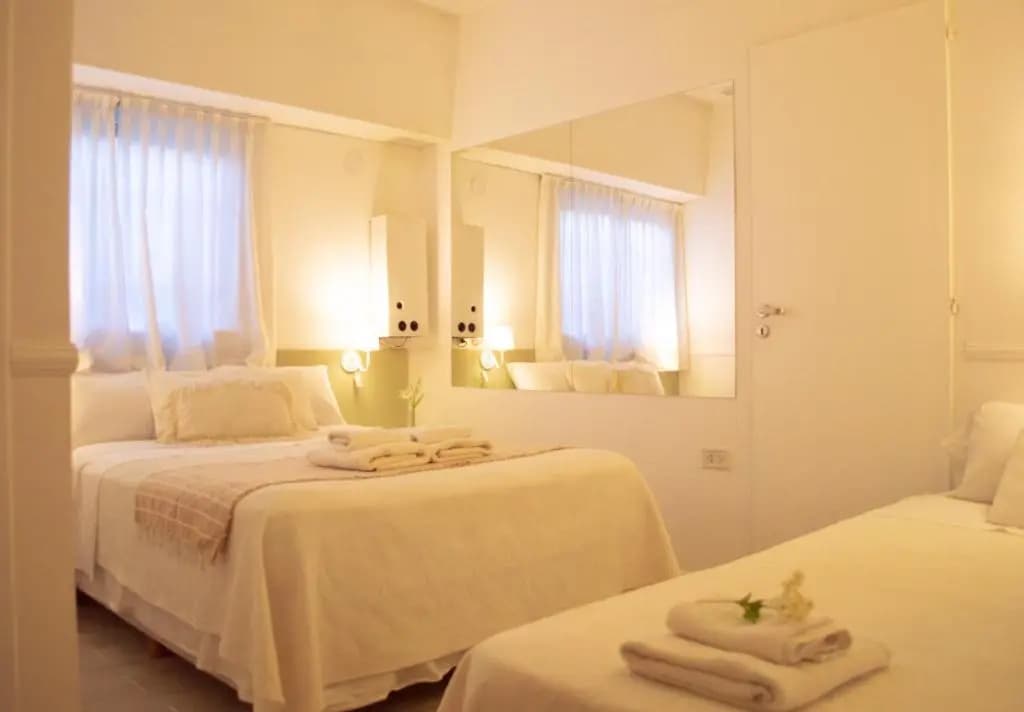Standard Triple room