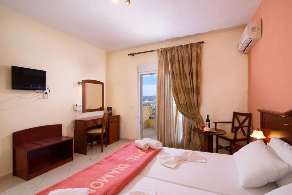 Standard Double room with sea view full double bed