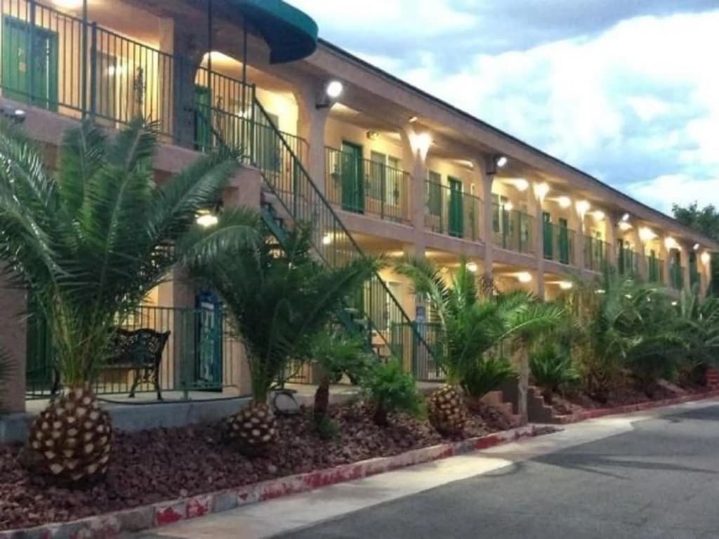 Hotel photo 1