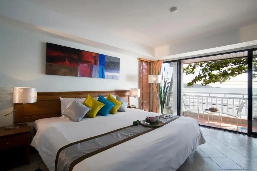 Deluxe Double room with sea view full double bed