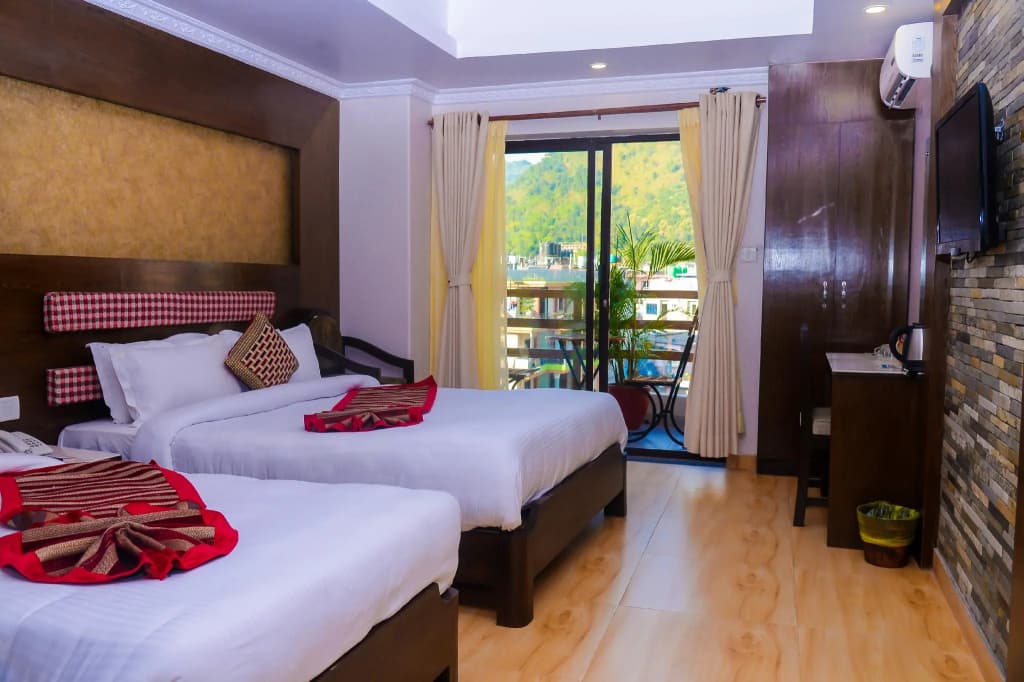 Deluxe Double room twin beds