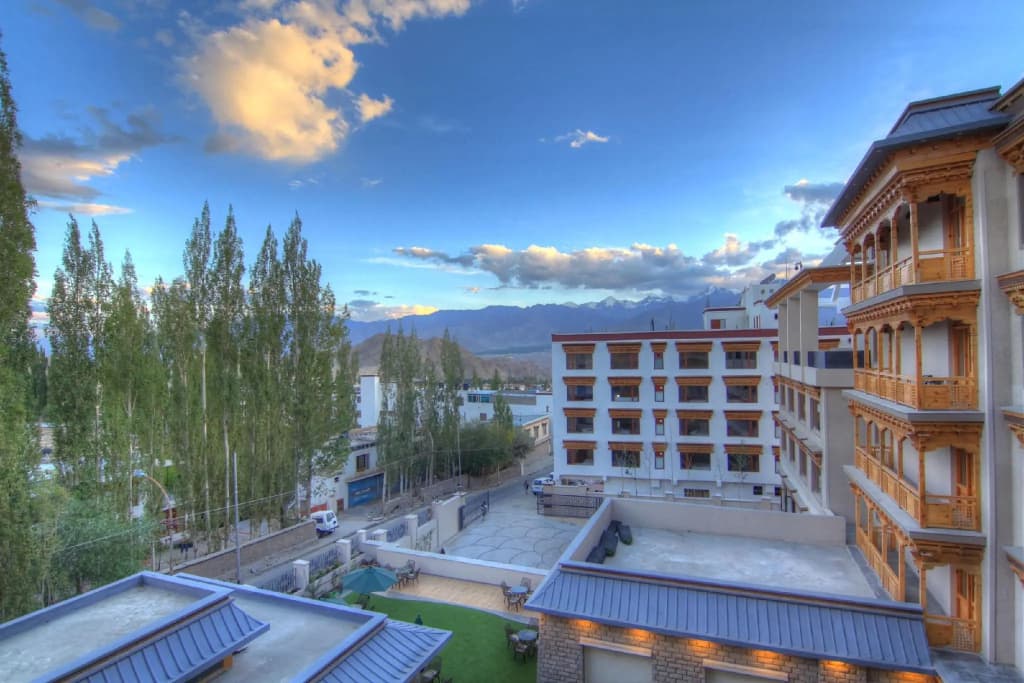 Hotel photo 1