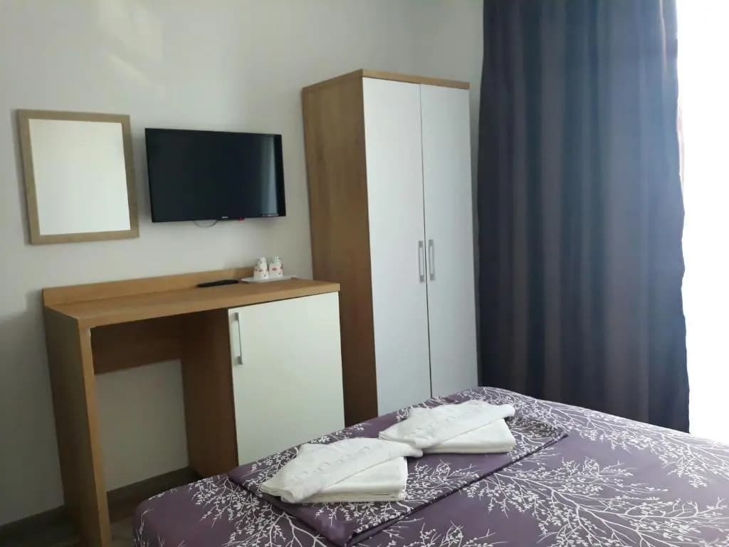 Economy room