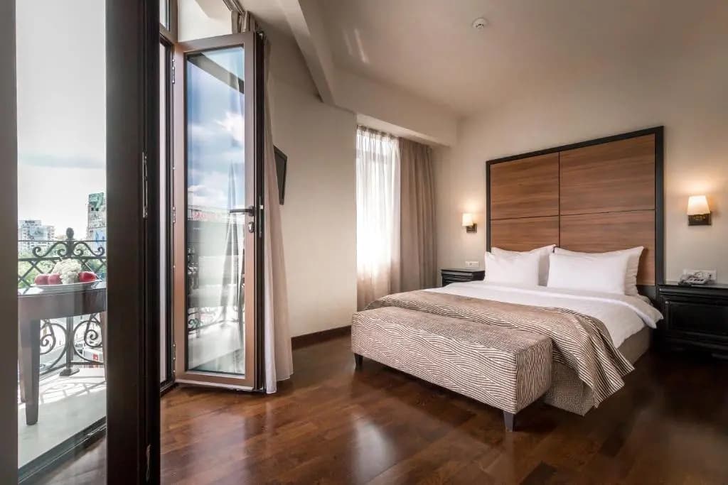 Deluxe Double room full double bed