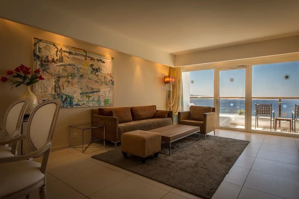 Suite with balcony