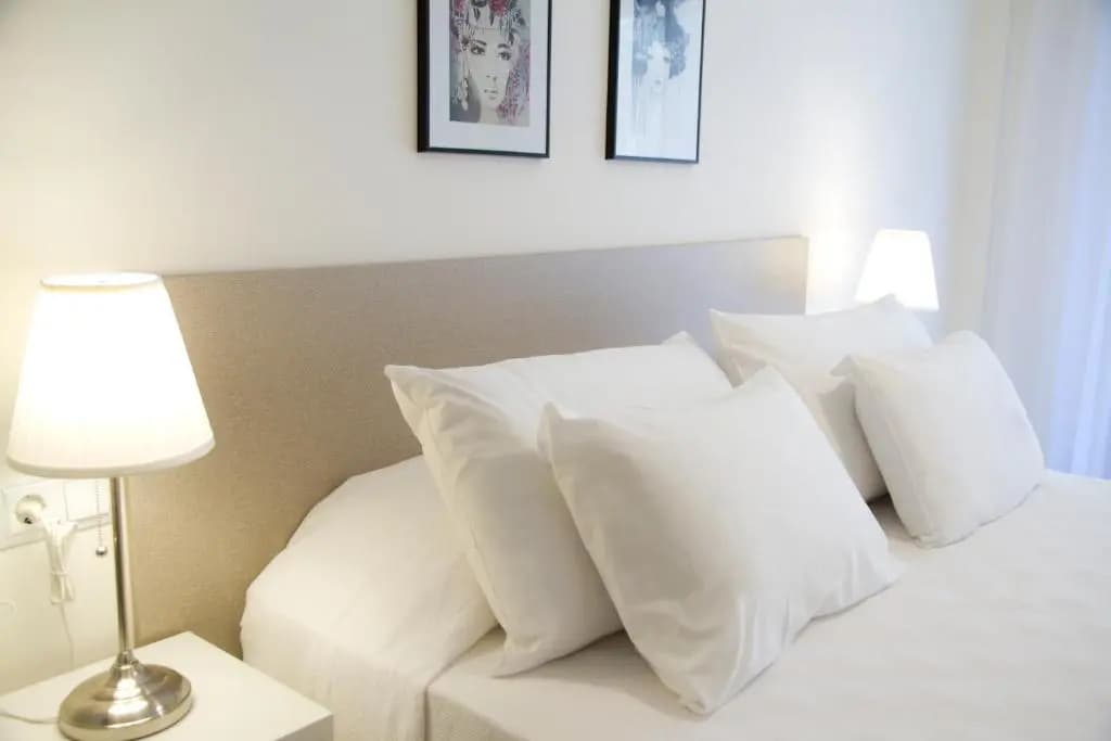 3 Bedrooms Apartment