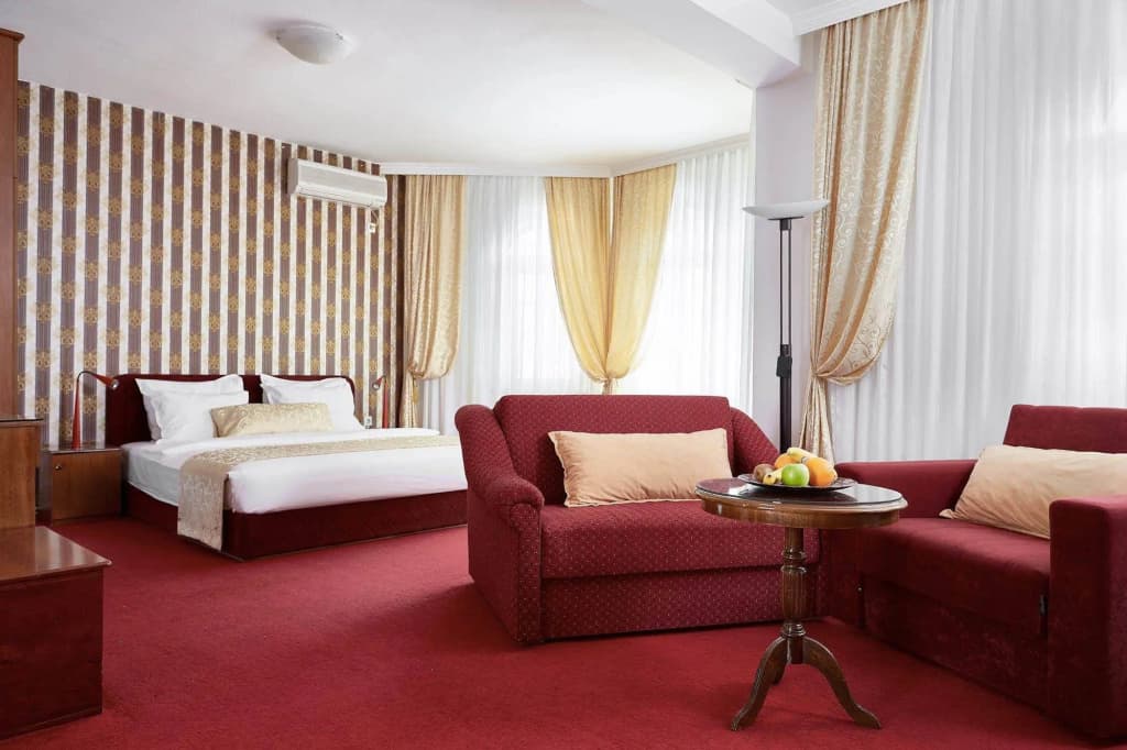 Hotel photo 1