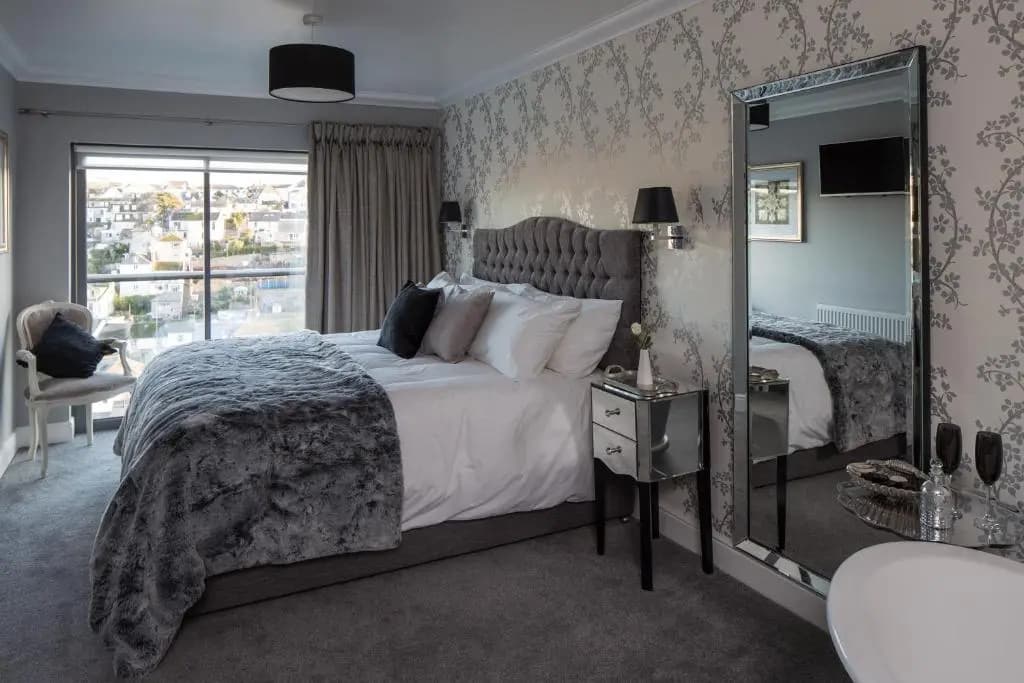 Luxury room