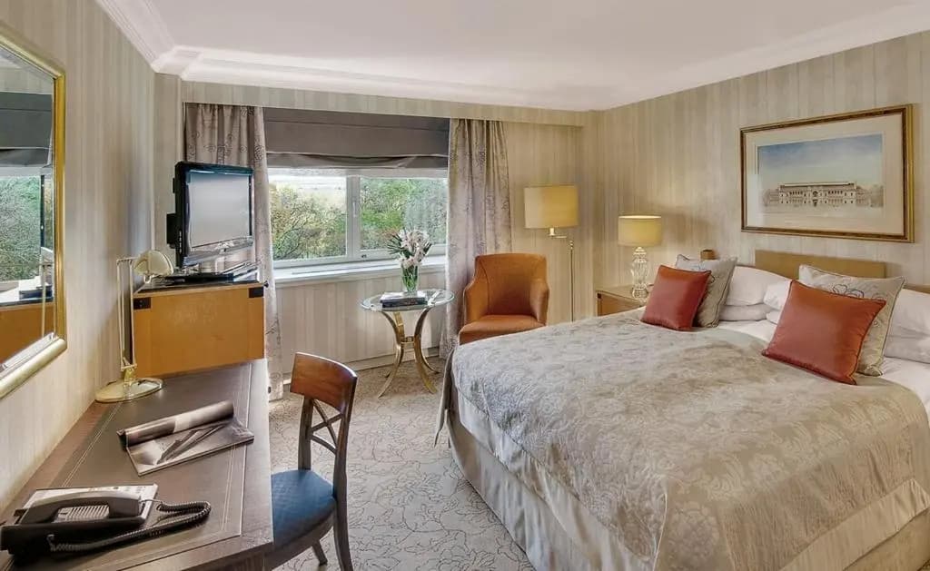 Classic High Floor Double room full double bed