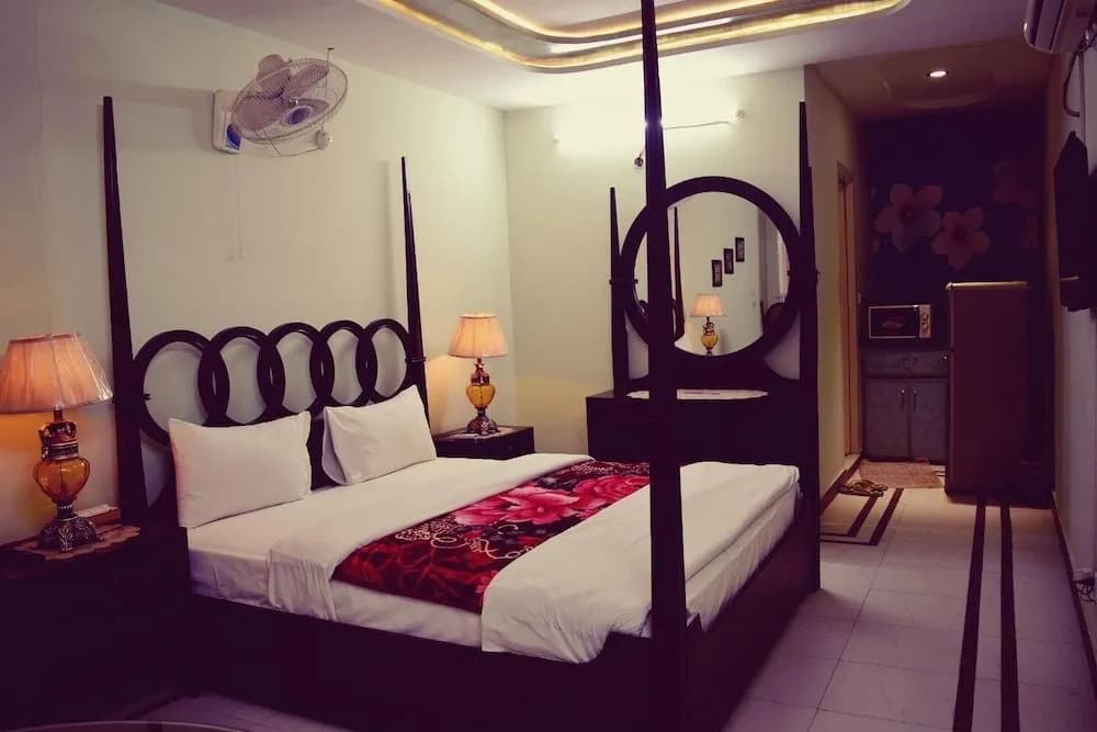 Hotel photo 13