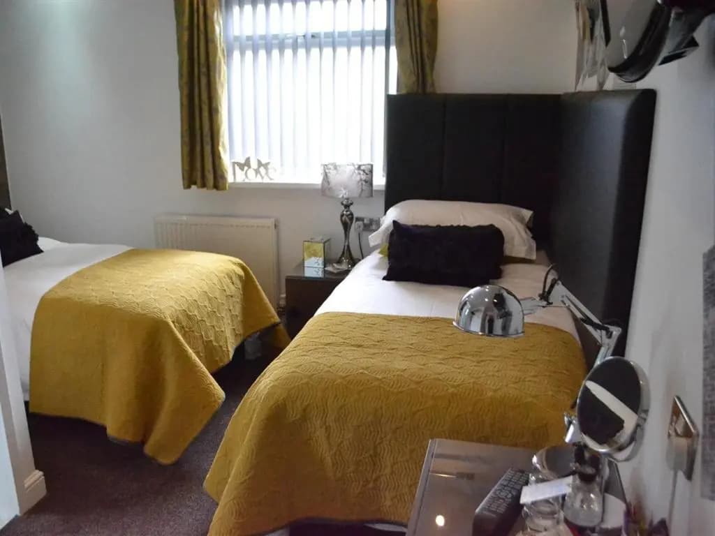 Standard Double room twin beds