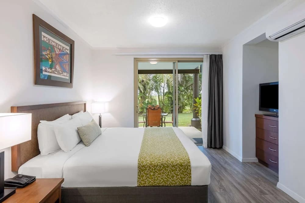 1 Bedroom Standard room with garden view