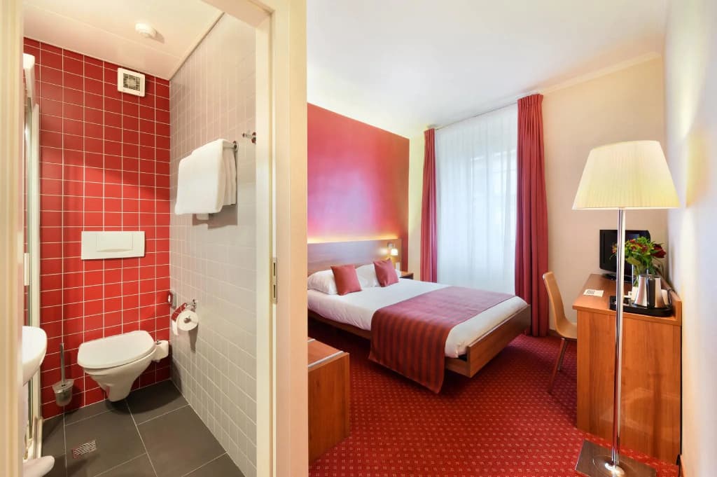 Eco Double Room full double bed