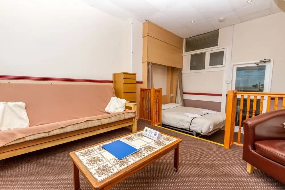1 Bedroom Basement Apartment with sea view