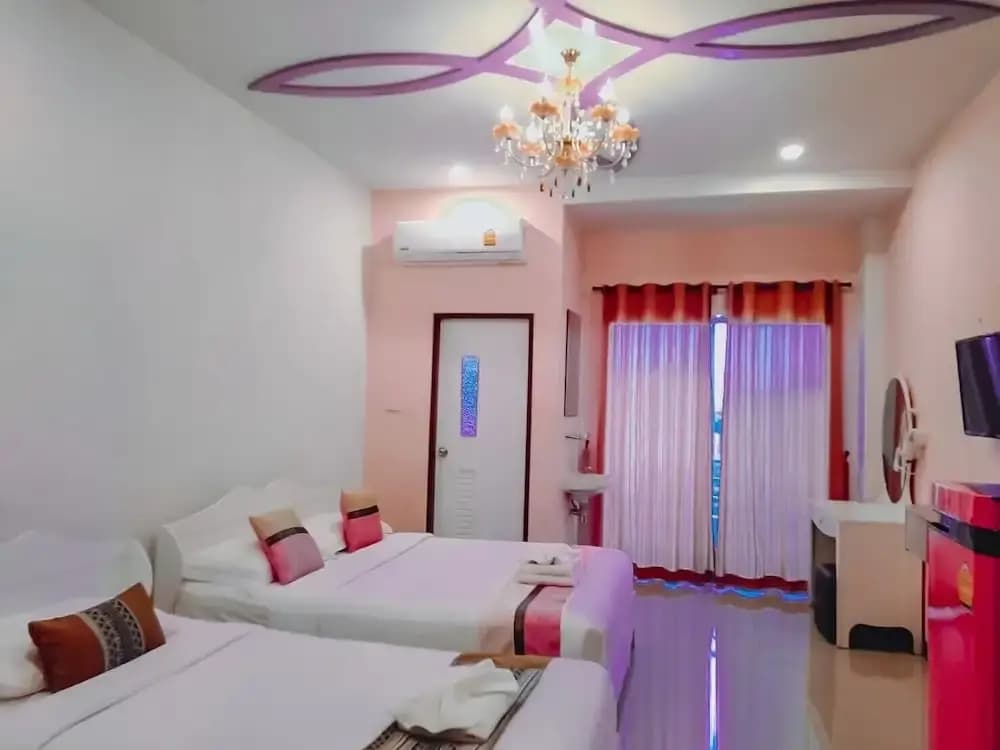 1 Bedroom Standard Single Family room with balcony and with courtyard view