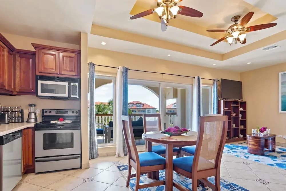 1 Bedroom Standard room with balcony and with ocean view