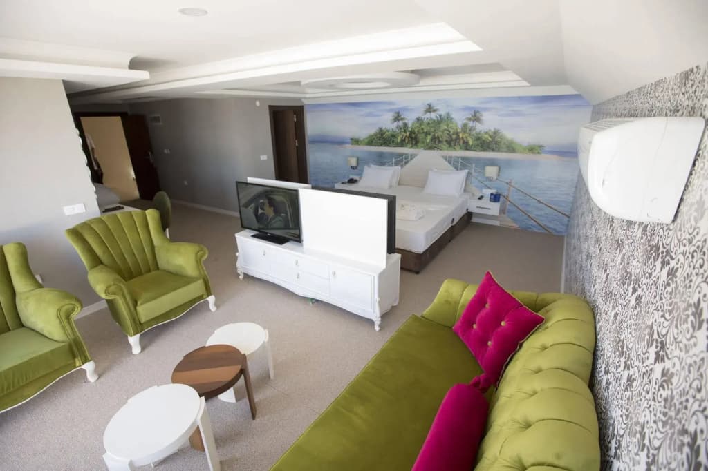 Hotel photo 12