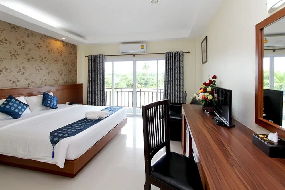 Deluxe Double room full double bed