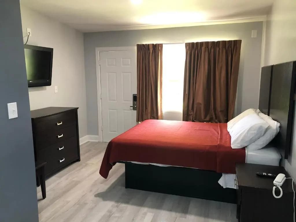 Economy room