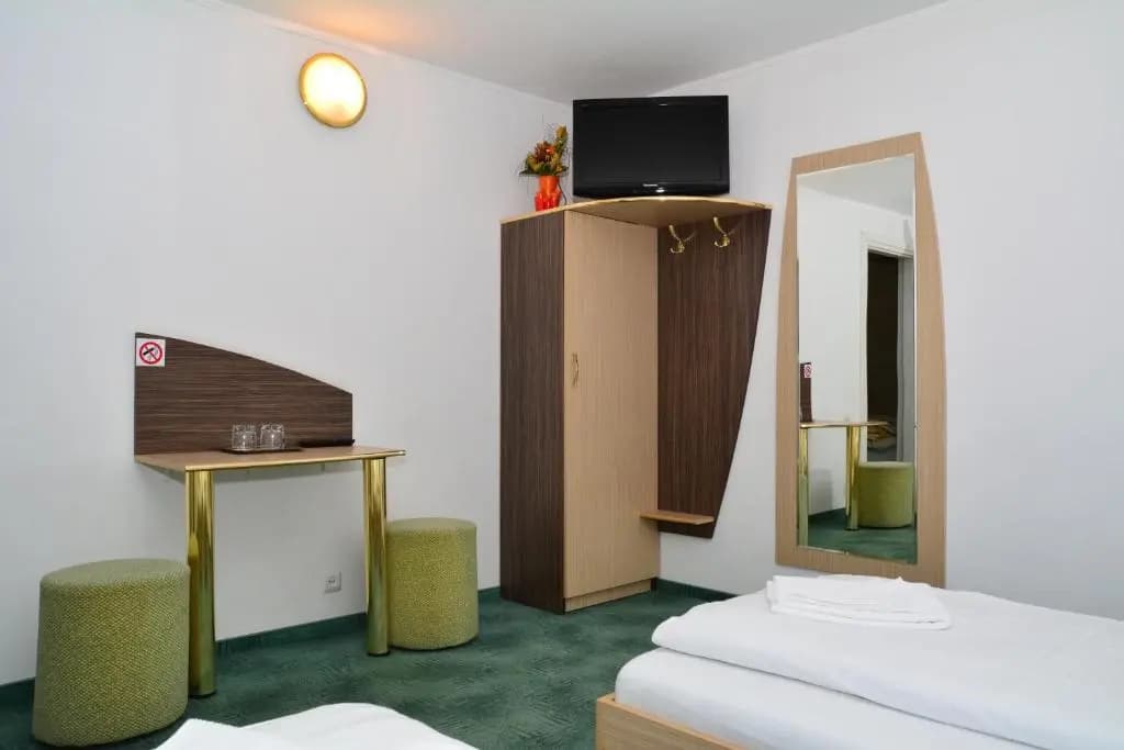 Standard Double room twin beds