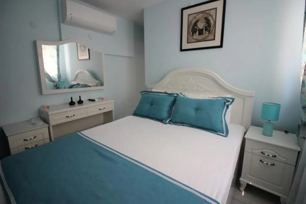 Economy room
