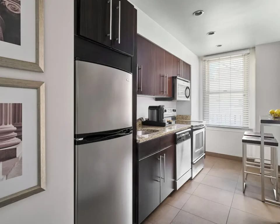 1 Bedroom Suite