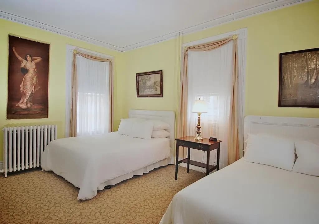 Superior Quadruple room