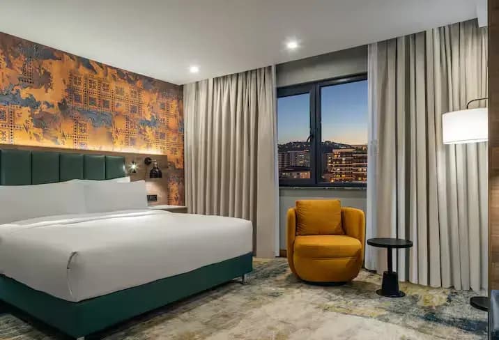 1 Bedroom Triple Suite with city view