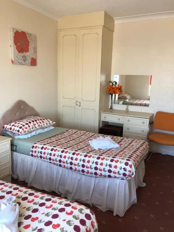 Standard Double room with sea view twin beds