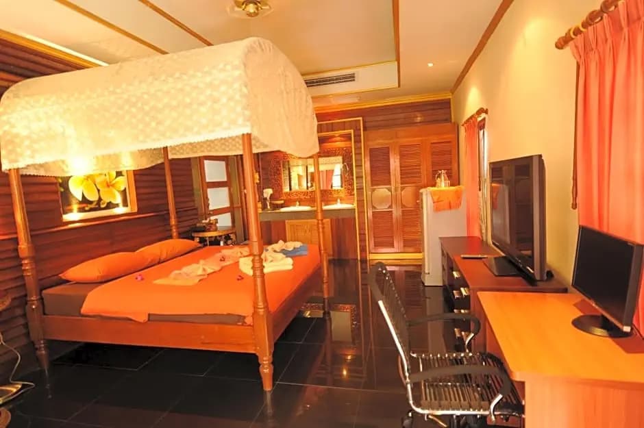 Deluxe Bungalow