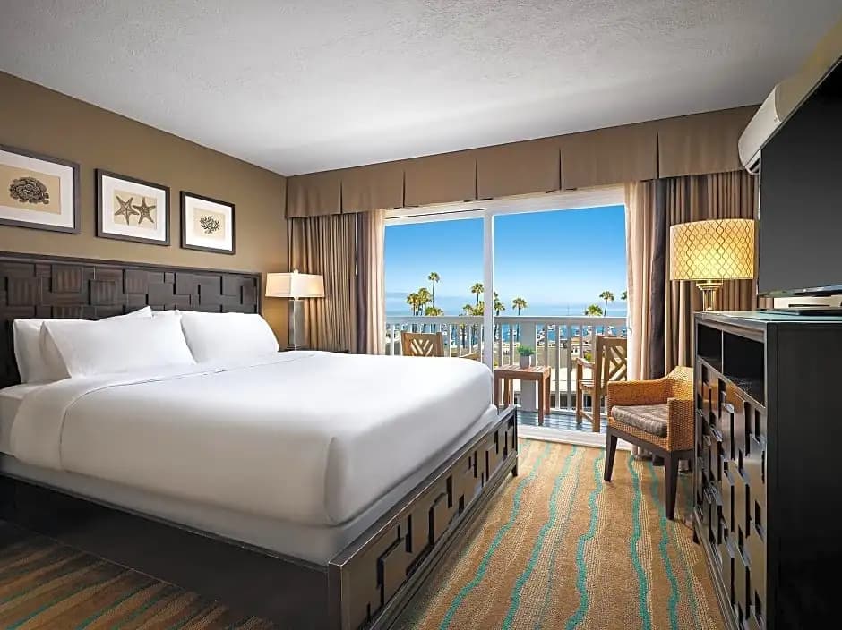 Standard Double room with sea view full double bed