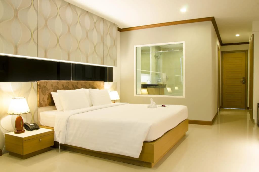 Hotel photo 12