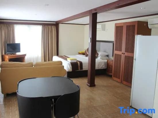 3 Bedrooms Villa