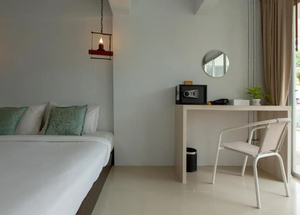 Standard Double room with balcony full double bed
