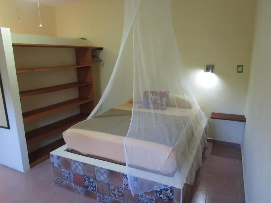 Economy room