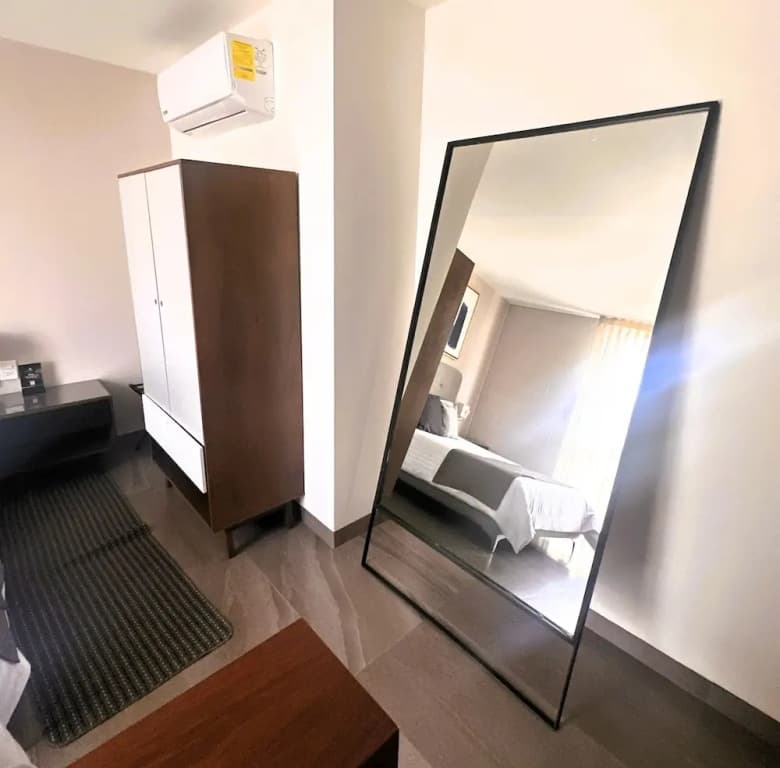 Deluxe Studio