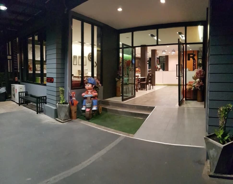 Hotel photo 12