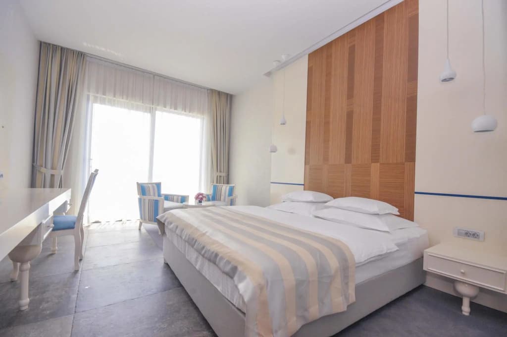 Standard Double room with balcony full double bed