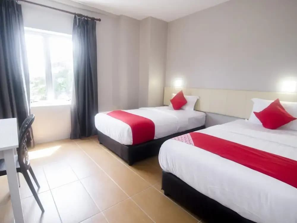 Deluxe Double room twin beds