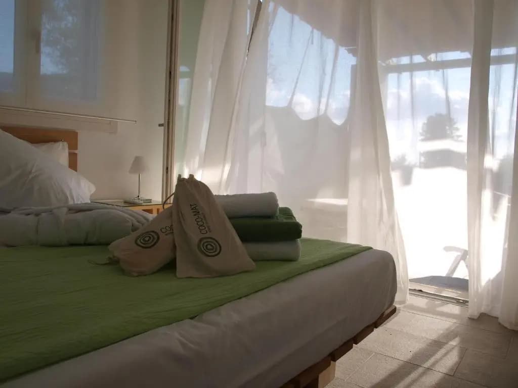 Standard Triple room with sea view