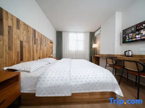 Standard Double room full double bed