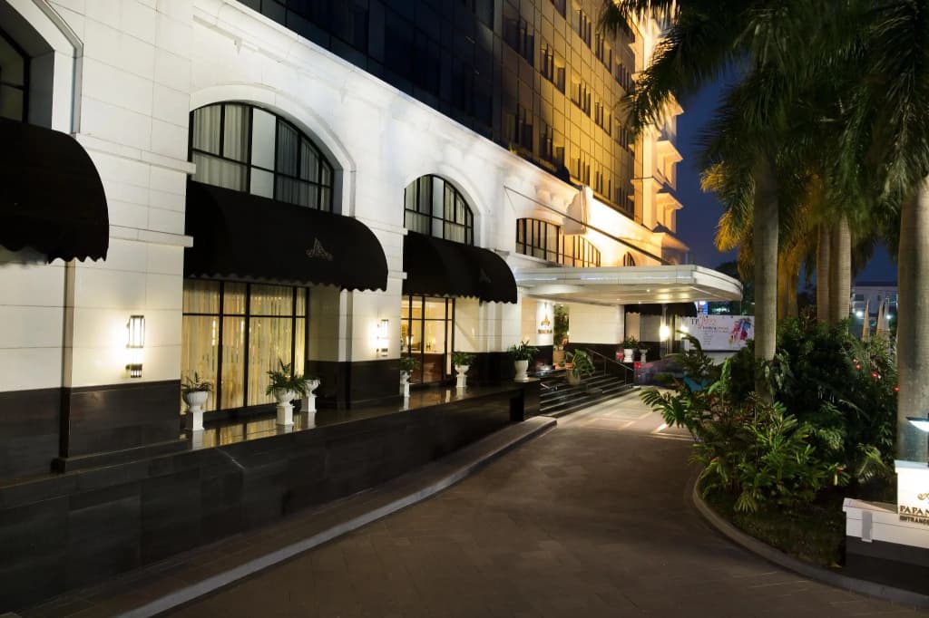 Hotel photo 1