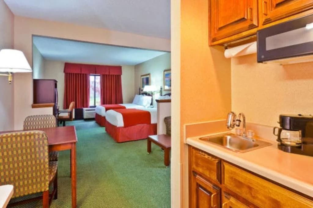 Hotel photo 1