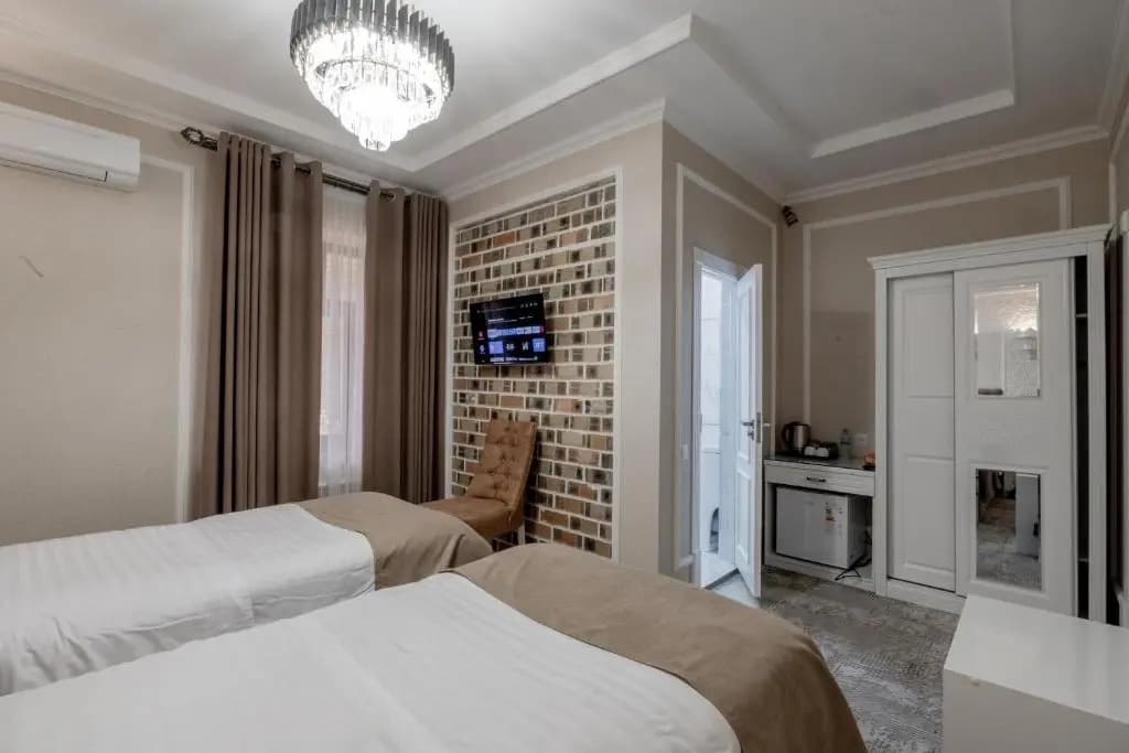 Deluxe Double room twin beds