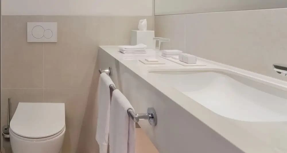 Standard Double room with balcony and with sea view full double bed