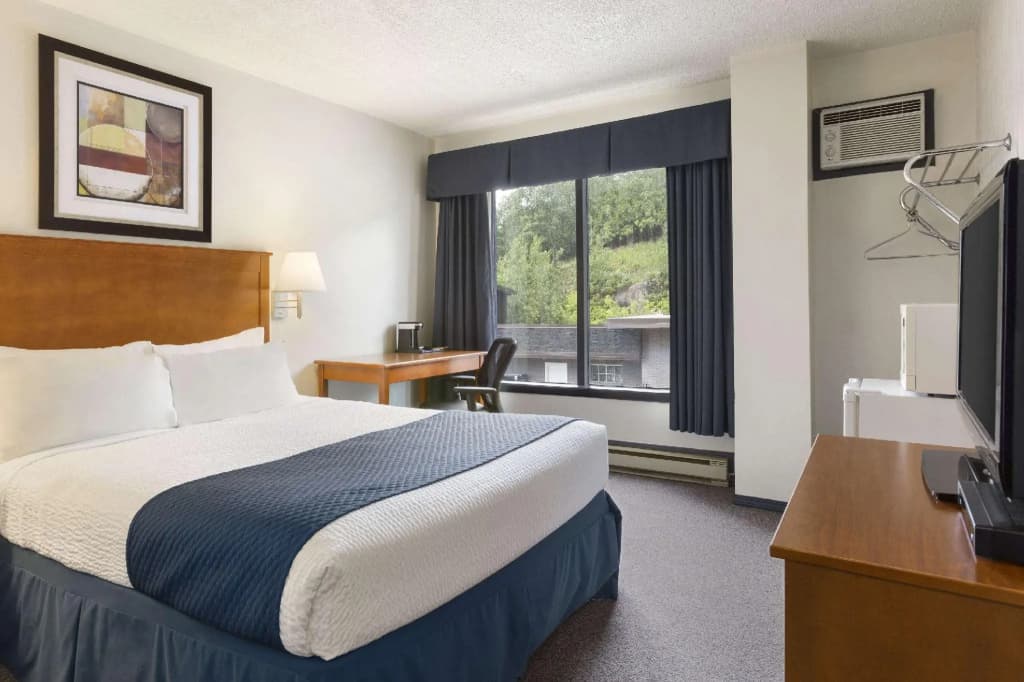 Standard Double room full double bed