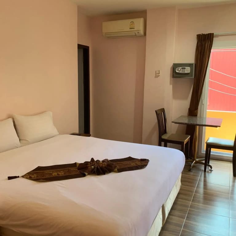 Economy Double room full double bed