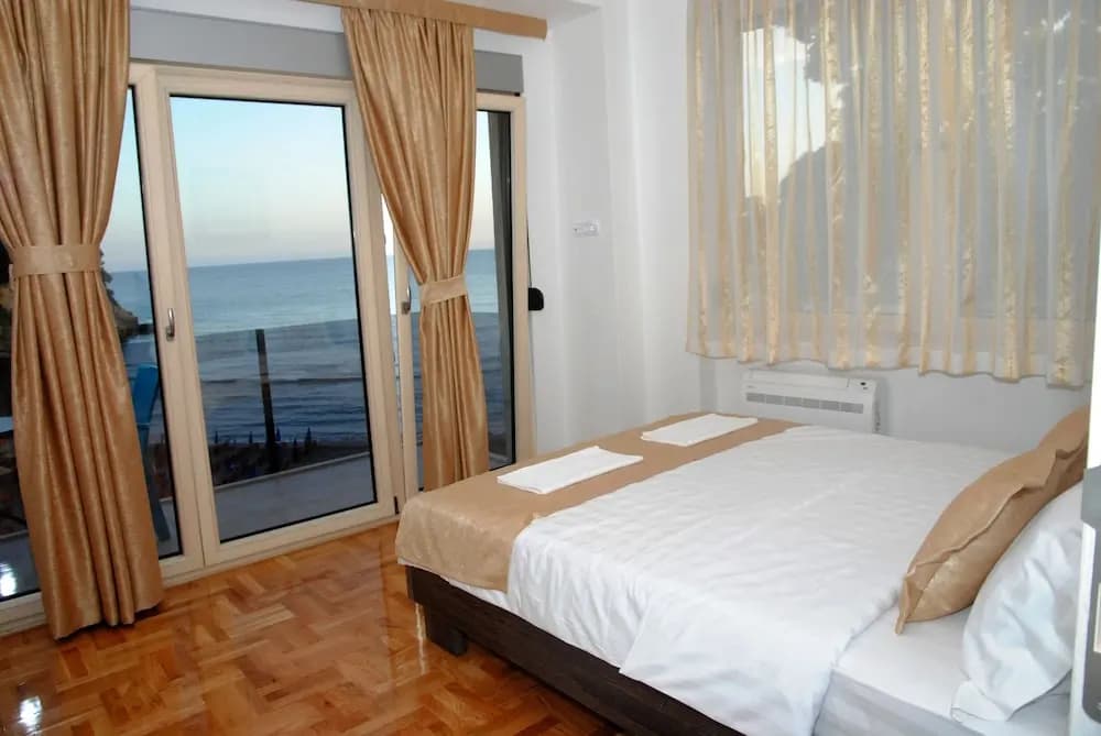 1 Bedroom Superior Apartment